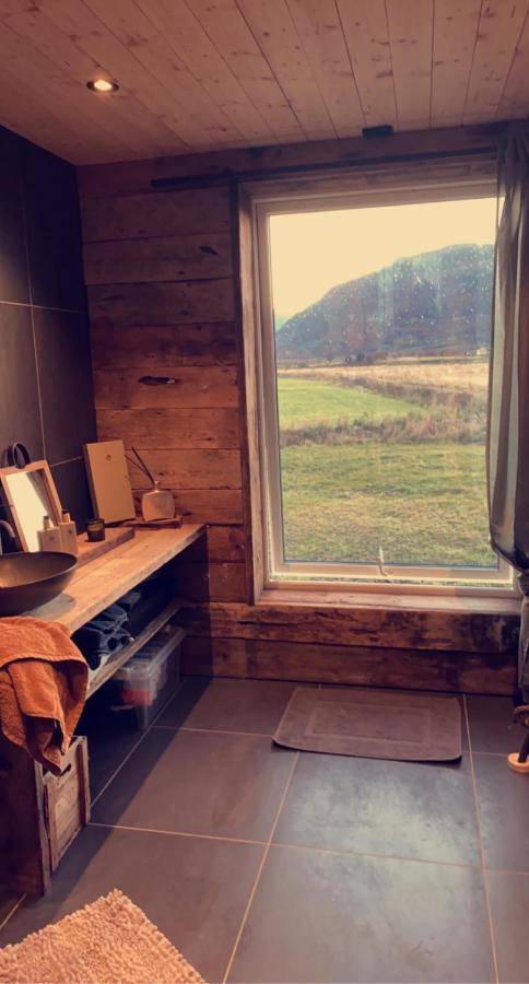 Unique Barnhouse In Amazing Gimsoy In Lofoten Saupstad  Buitenkant foto