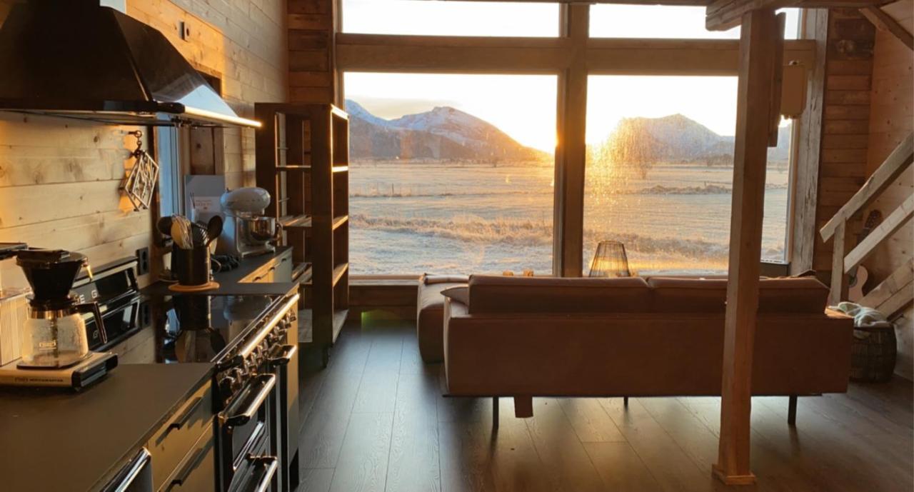 Unique Barnhouse In Amazing Gimsoy In Lofoten Saupstad  Buitenkant foto